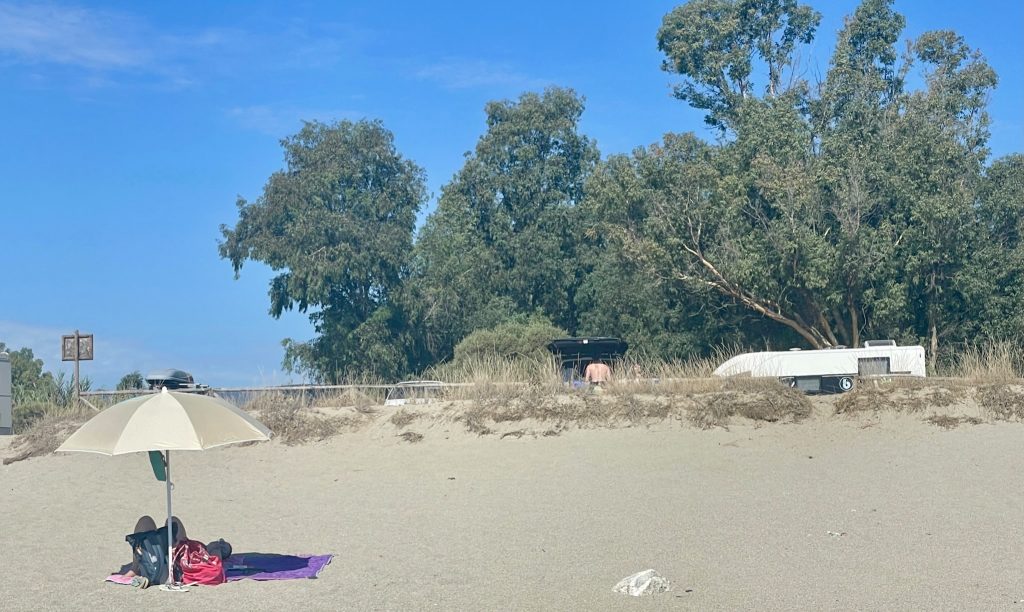 Pernoctar y aparcar la autocaravana en Cerdeña