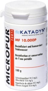 Bote de polvo Micropur Forte Katadyn para conservar y potabilizar agua en autocaravana