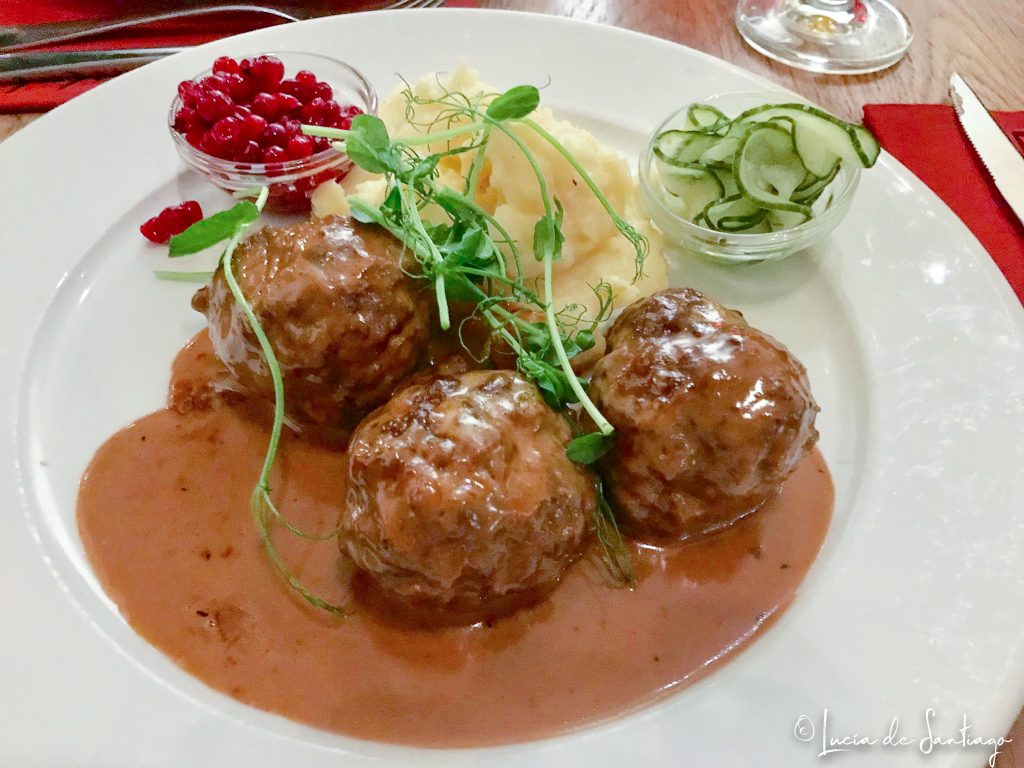Albóndigas suecas, una de las cosas que debes comer en Estocolmo