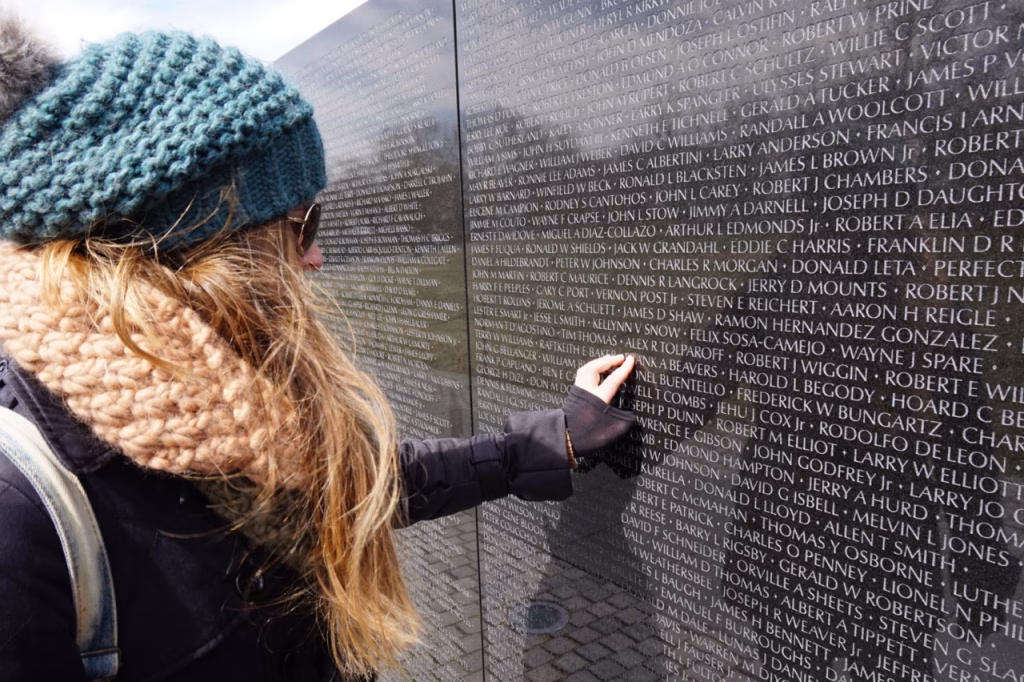 Monumento a los Veteranos de Vietnam, uno de los lugares que ver en Washington