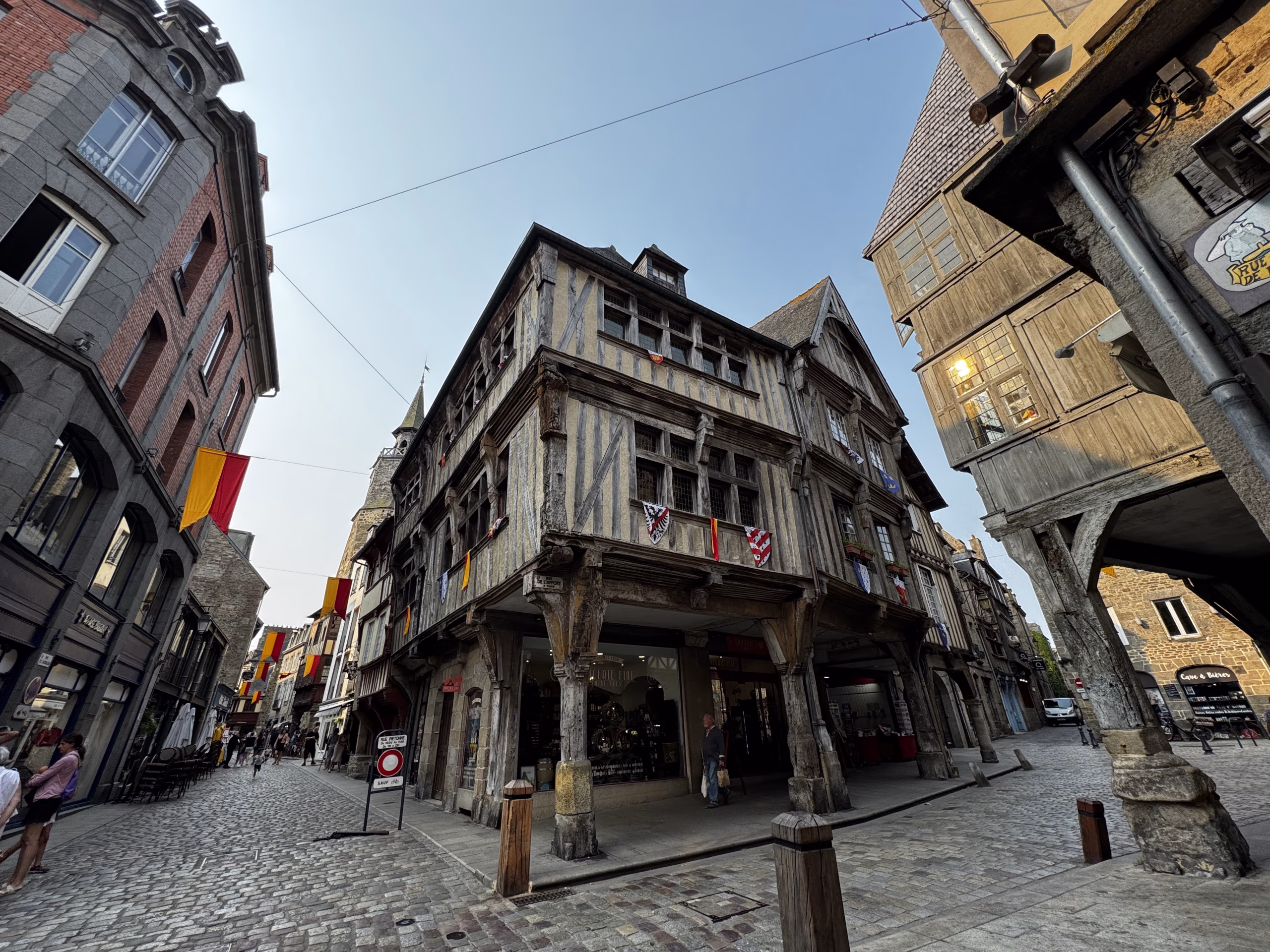 Dinan en la ruta por la Bretaña francesa