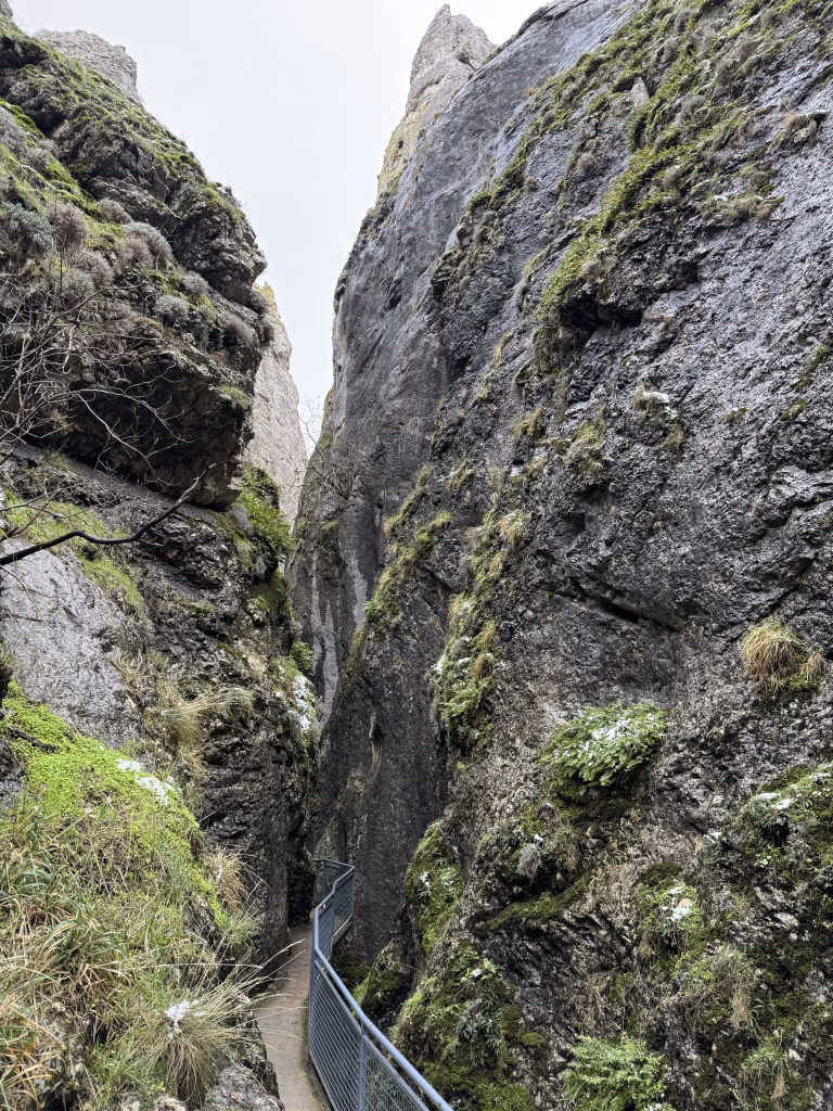 Pasarelas del Desfiladero de La Yecla, ruta natural en el sur de Burgos