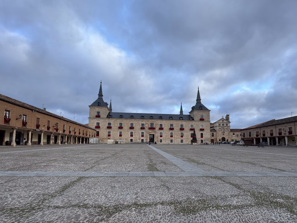 Plaza Mayor y Palacio Ducal de Lerma, final perfecto de una ruta por Burgos