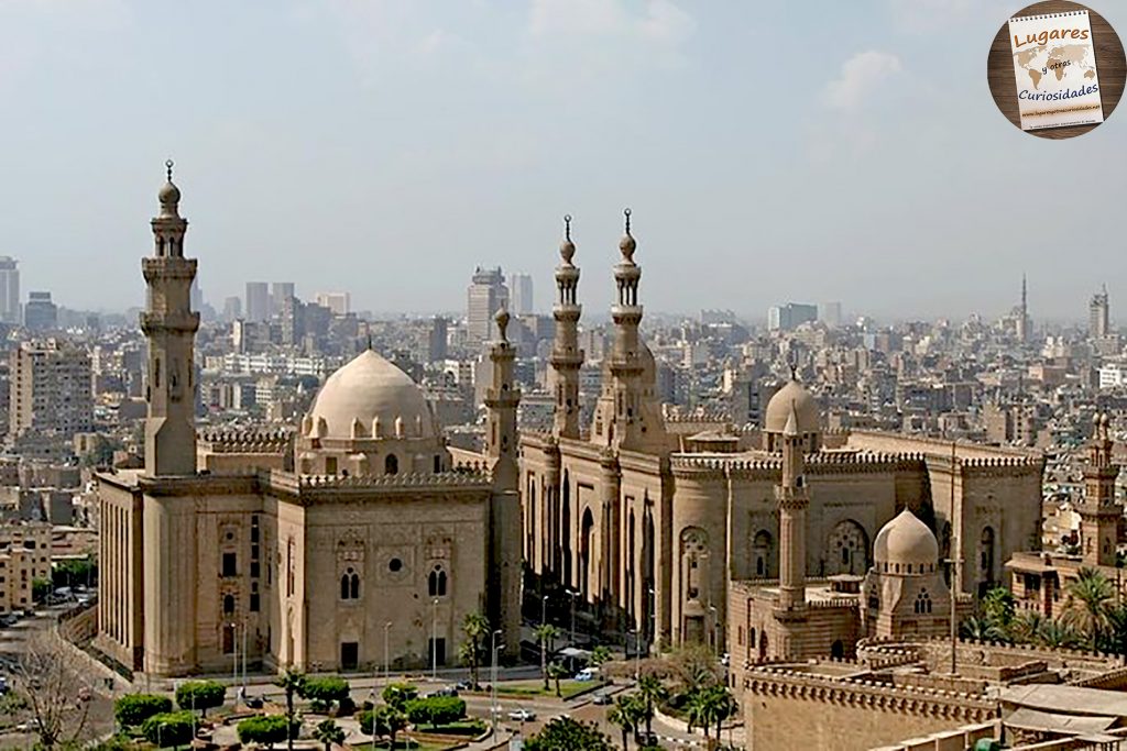 Vista de la Mezquita de alabastro en El Cairo