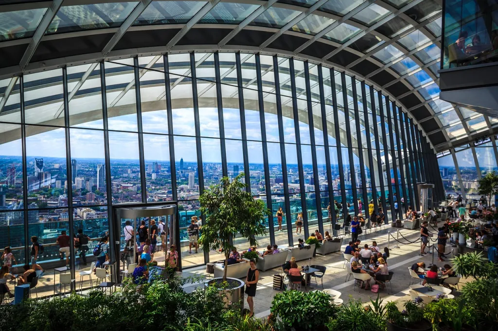 El Sky Garden es uno de los miradores imprescindibles de Londres y es gratuito